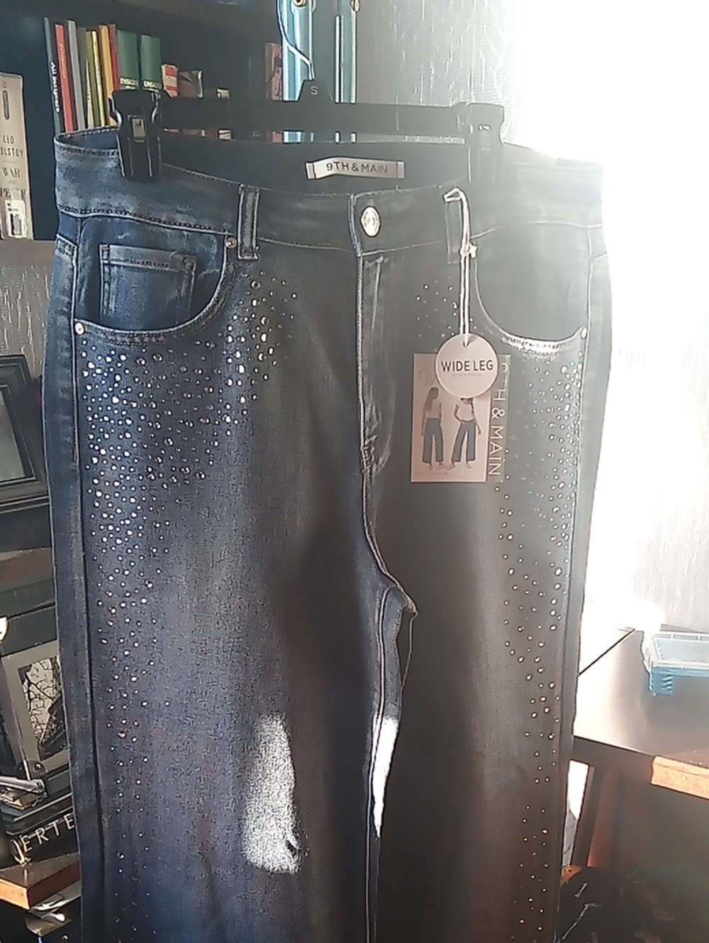 NWT 9th & Main Embellished WL Blue Women’s Jeans with Rhinestone Detail